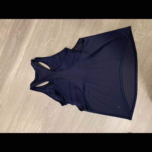Lululemon tank top - Picture 3 of 3